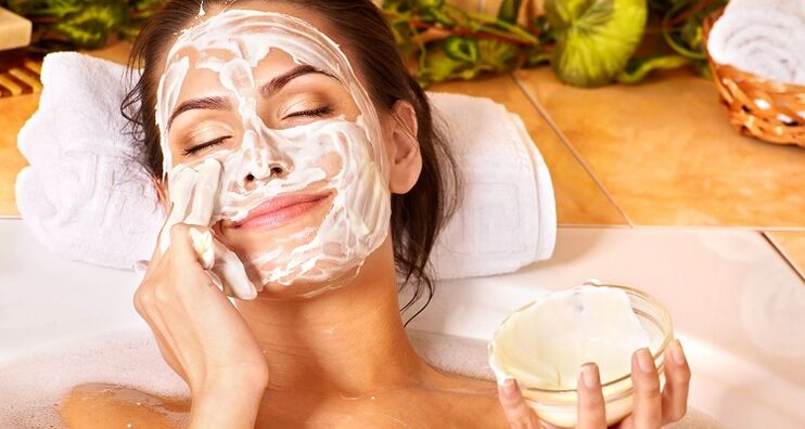 mask with cottage cheese to rejuvenate the skin
